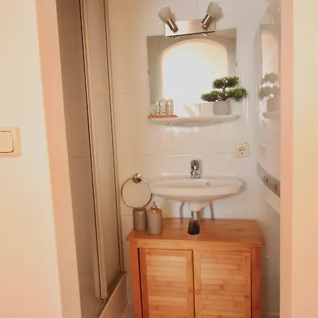 Belle Kitz Im Zentrum By Belle * 基茨比厄尔