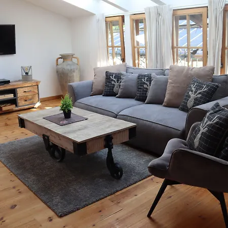 דירה Belle Kitz Im Zentrum By Belle קיצביהל