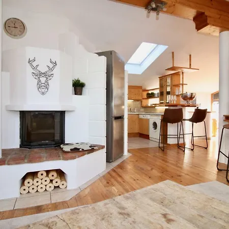 Belle Kitz Im Zentrum By Belle * קיצביהל