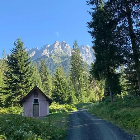 Belle Kitz Im Zentrum By Belle * كيتزبوهيل